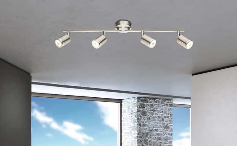 Lámpara Blanca con 4 Focos - Imagen 1