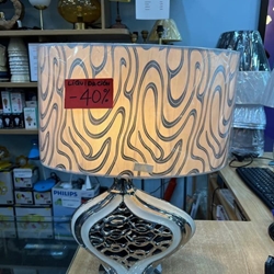 Lámpara de Cerámica con Pantalla Descentrada - Imagen 2